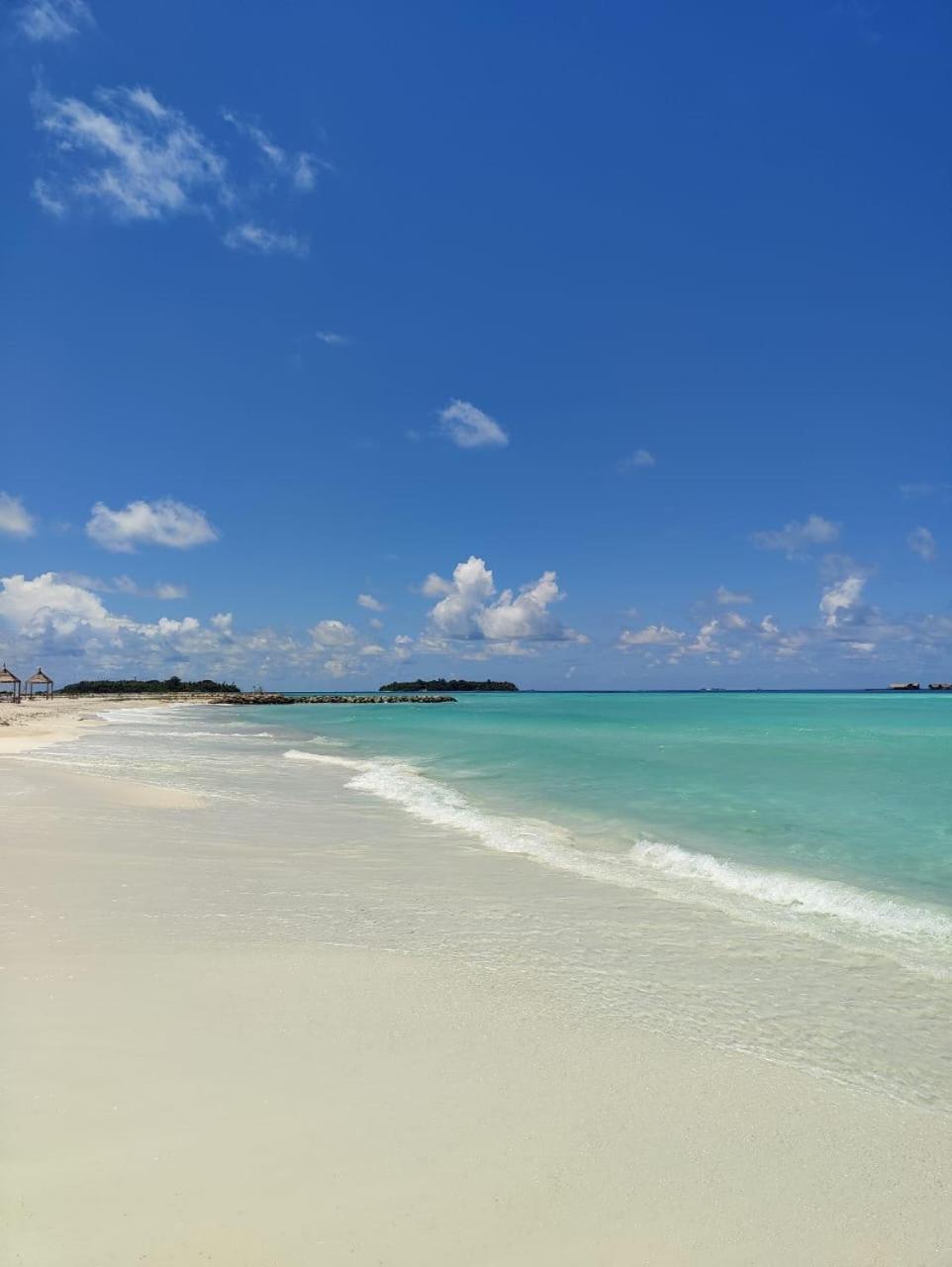 Ithaa Beach Guraidhoo  Exterior photo